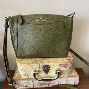 Kate Spade New York Dark Green Crossbody Excellent Condition